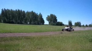 Прохождение змейки на проселке на багги Ястреб