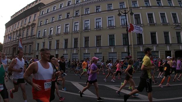 Марафон "Белые ночи" 2024. Старт кластера E на дистанции 10 км