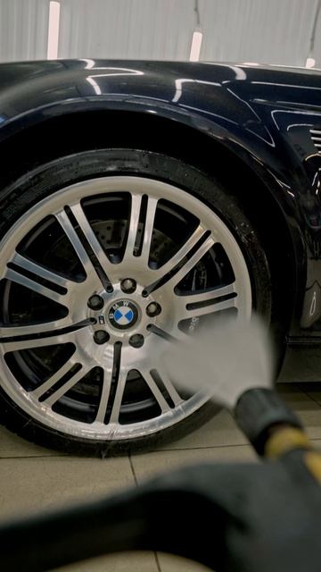 ПОЧЕМУ ОДНИ КОЛЕСА ЧИСТЯТСЯ ЛЕГКО, А ДРУГИЕ НЕТ? #foamheroes  #detailing #уходзаавто  #diy #wheels