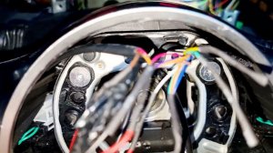 Мультируль AMG на газель некст, распиновка проводов внятно.