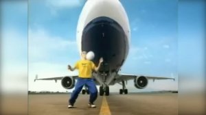 Nike — Airport (1998)