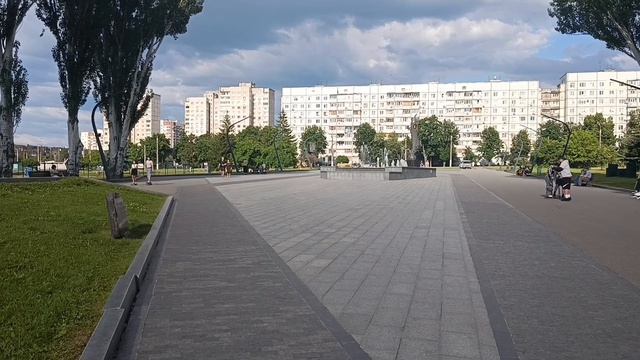 ПРОГУЛКА ПО ГОРОДУ ПАРК ПОБЕДЫ ХАРЬКОВ ИЮНЬ 2026 смотреть онлайн