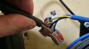 Схема подключения частотного регулятора водяного насоса SW-2200A+ к насосу 220В