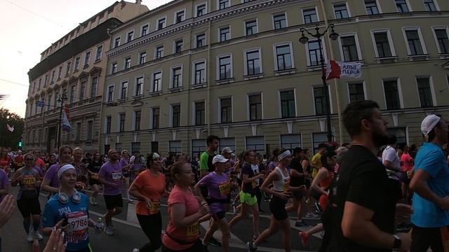 Марафон "Белые ночи" 2024. Старт кластера H на дистанции 10 км