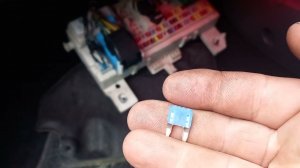 Форд фокус  2 2006г  лампа  ближнего света  не работала