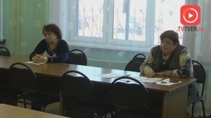 ПО ФАКТУ ХРАНЕНИЯ ИСПОЛЬЗОВАННЫХ ЛАМП В ЭММАУССКОЙ ШКОЛЕ ПРОВОДИТСЯ ВНУТРЕННЕЕ РАССЛЕДОВАНИЕ.
