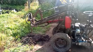 прицепил бур с гидроприводом на  150 мм