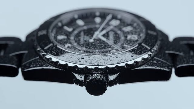 J12. Sensory icon — CHANEL Watches