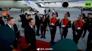 Первый день саммита Россия — АСЕАН в Казани: гостей встречали татарскими угощениями и почётным карау