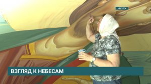 В иркутском храме Входа Господня расписывают купол и отдельные элементы здания