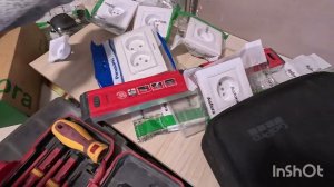 Установил новые и заменил некоторые розетки в квартире.