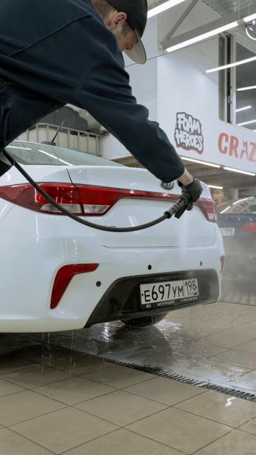 Я БУДУ МЫТЬ МАШИНУ ТОЛЬКО БЕСКОНТАКТНО! #авто #лайфхак #detailing #foamheroes #diy