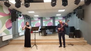 Попурри на темы песен о Москве (кавер). М.Казанцева (флейта), А.Дмитриев (гитара)