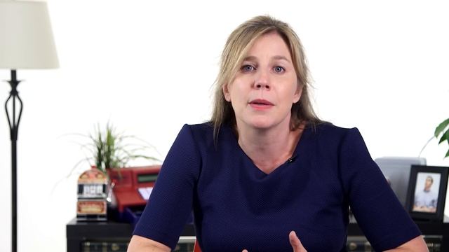 31. Taxes: Crash Course Economics смотреть онлайн