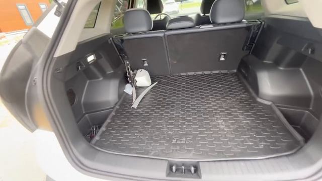 Geely atlas 2025г. 2.0акпп, передний привод. 200л.с. смотреть онлайн