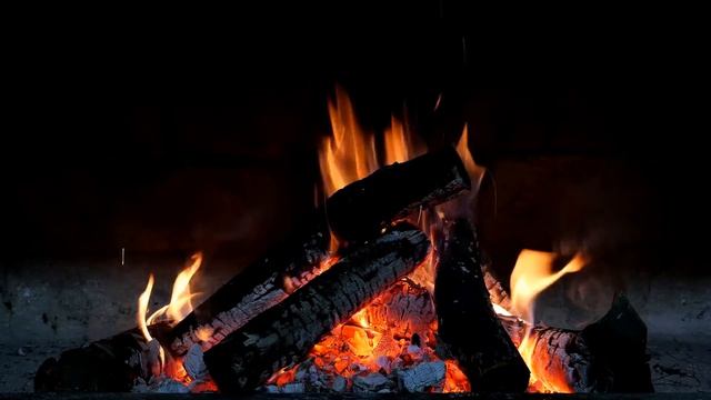 Fireplace 4 hours full HD. Огонь в камине.