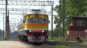 Дизель-поезд ДР1АМ-291 на ст. Саласпилс / DR1AM-291 DMU at Salaspils station