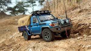 TOYOTA Land Cruiser LC70 (BRX01) Killerbody 110 RC Car Off-road driving