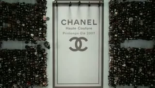 Показ женской коллекции Chanel весна-лето 2007