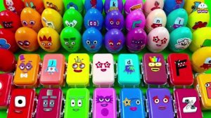 Мультики для детей. Играем на площадке с разными яркими игрушками. Мультики для малышей