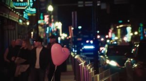 Ed Sheeran - Azizam (Pink Heart Video)