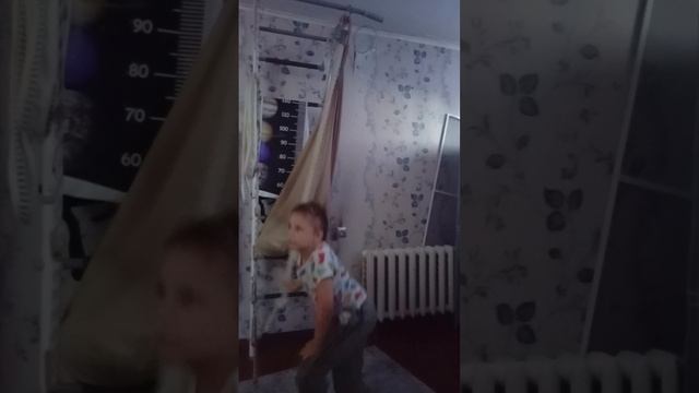 Не знаю что снимать. Дайте идеи в комментариях смотреть онлайн