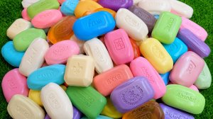 Удовольствие на несколько минут: 3 радужные ванночки с конфетами M&M's и волшебной слизью
