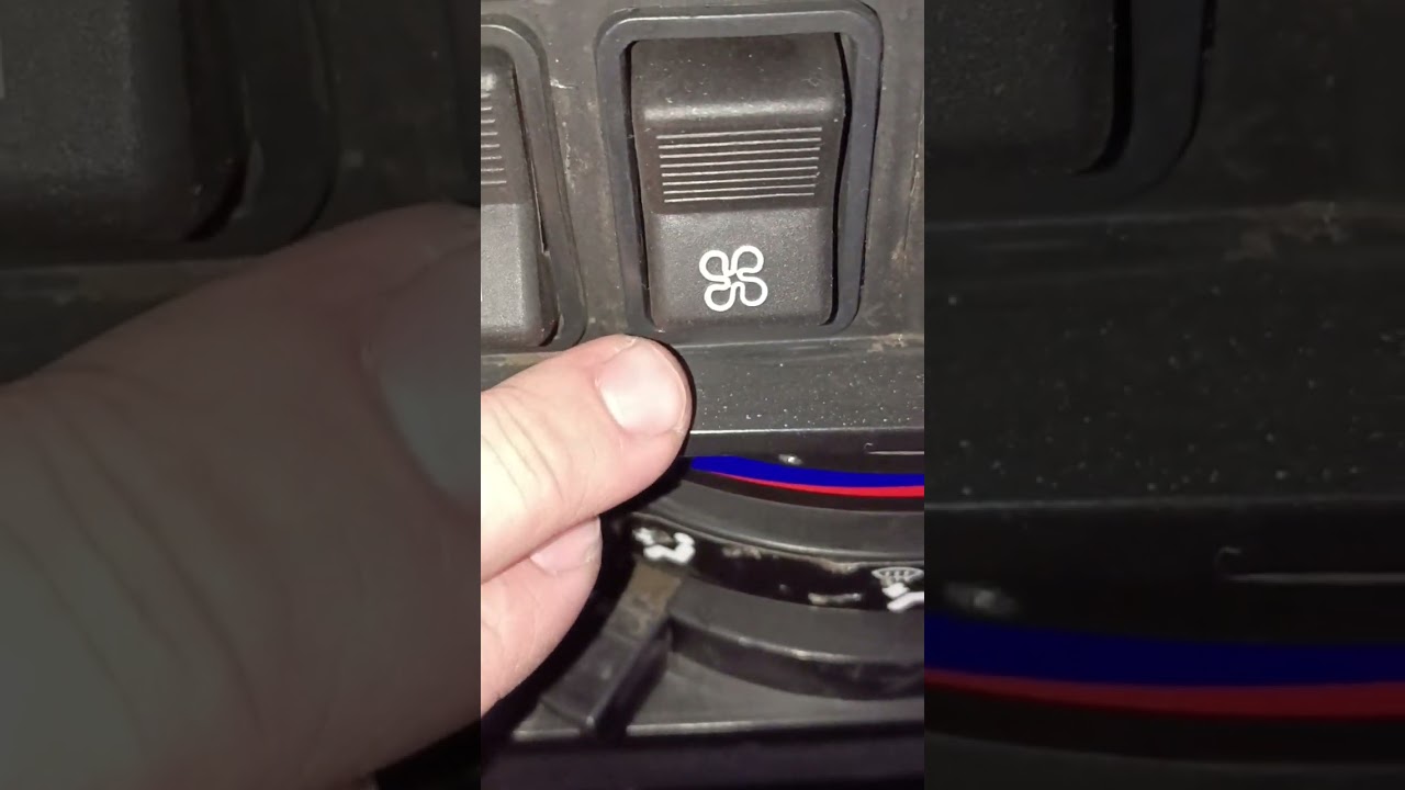 как устроена панель приборов на камаз 65115 с кузовом НефАЗ смотреть онлайн