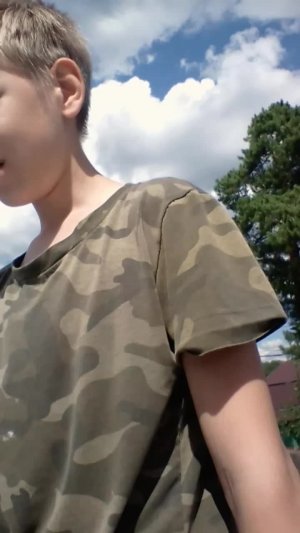 пытаемся залезть в бункер