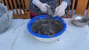 Красивые лебеди из цемента для вашего сада✨