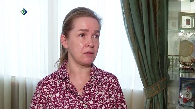 Ростислав Гольдштейн вручил государственные награды медицинским работникам республики смотреть онлайн