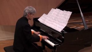 Demis VISVIKIS / Triangles Ailés / piano: Dimitri VASSILAKIS