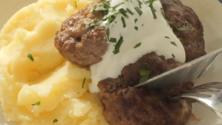 КОТЛЕТЫ с начинкой из кабачков и сыра...🧆🧀😋
