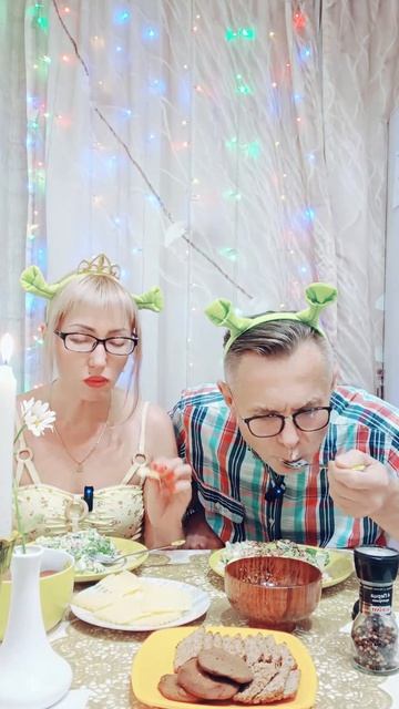 Летний салат😋😋😋,фрагмент из мукбанга🫠🫠🫠 смотреть онлайн