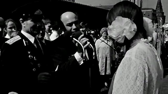 1975 год. Москва. 22 июня. Тюменская делегация у Вечного огня