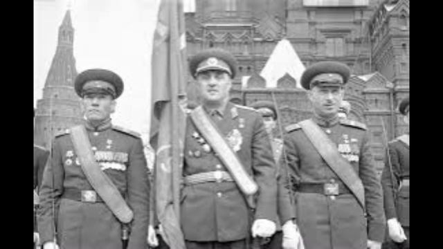 81 год назад- В Москву из Берлина доставлено Знамя Победы