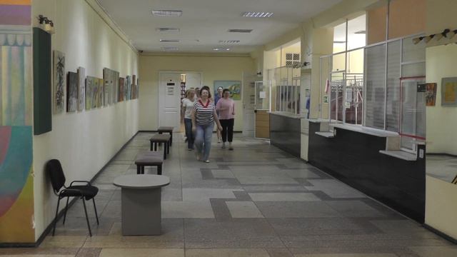 Зарядка у библиотеки