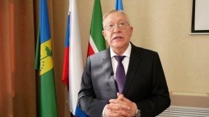 Олег Морозов поздравил медработников с профессиональным праздником