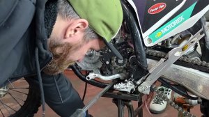 Как снять стартер на 300 2t за пол часа