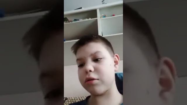 Вредные привычки во сне у Миши