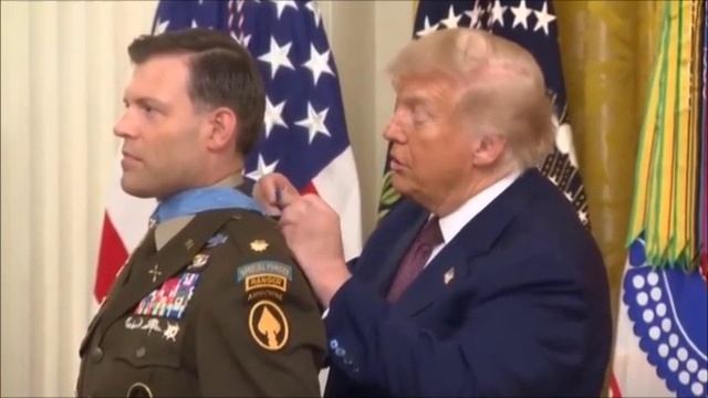 Свой очередной когнитивный тест Дональд Трамп завязал на бантик смотреть онлайн