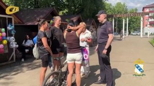 ПОЛИЦЕЙСКИЕ ЖЕЛЕЗНОГОРСКА И ПРЕДСТАВИТЕЛИ ДНД ПРОВЕЛИ АНТИМОШЕННИЧЕСКИЙ ИНФОРМАЦИОННЫЙ РЕЙД
