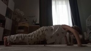 НАДО ПОДКАЧАТСЯ