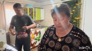 Утро,завтрак ,горячие бутерброды. Поломка в скважине.