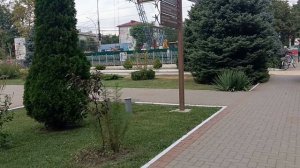 Краснодар. Первая Клиническая  Психиатрия  Мы гуляем. Психи те кто на Воле