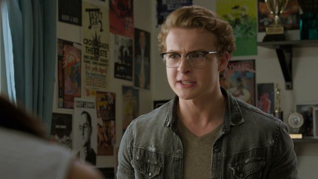 Бюро магических дел 1 сезон 18 серия «За дело» (сериал, 2018)