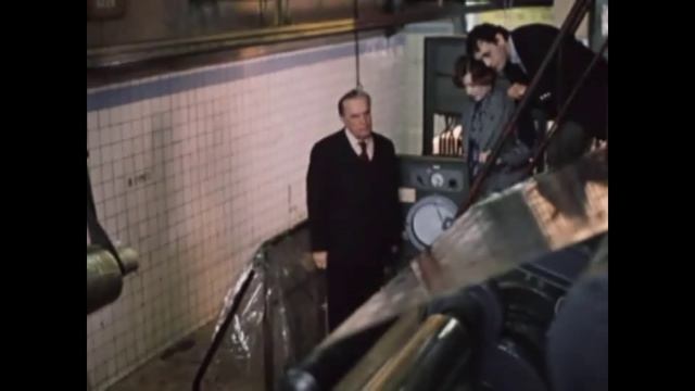 Москва не резиновая (студия Трудности перевода смешной с альтер-ым сюжетом)