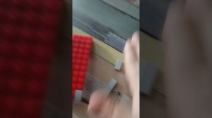 Классная ящерица из канструктора