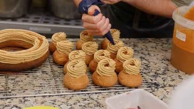 Внутри французской пекарни Искусство венской деликатесной выпечки смотреть онлайн