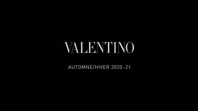 Показ женской коллекции Valentino осень-зима 2020-2021
